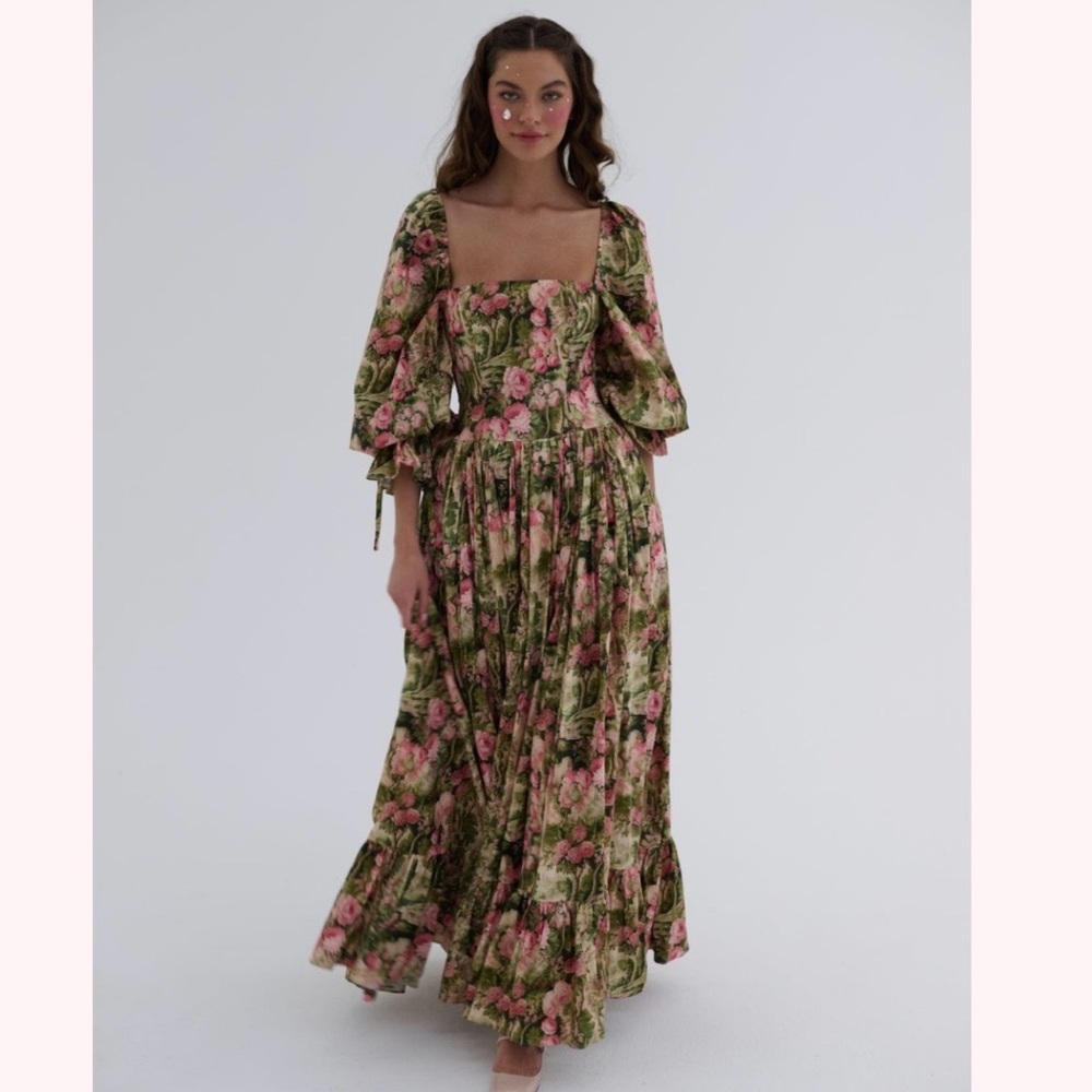 Selkie: The Castle Tapestry Hourglass Gown | S
